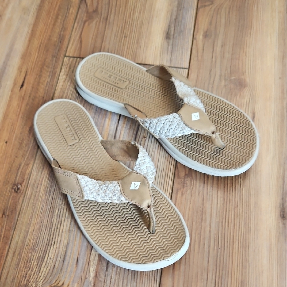 Youth Tan Sperry Sandals